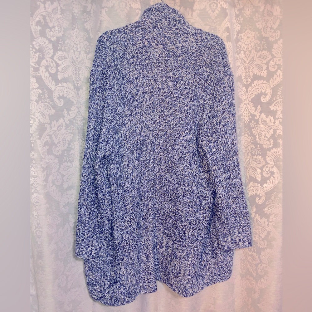 Sweater - Picture 3 of 3
